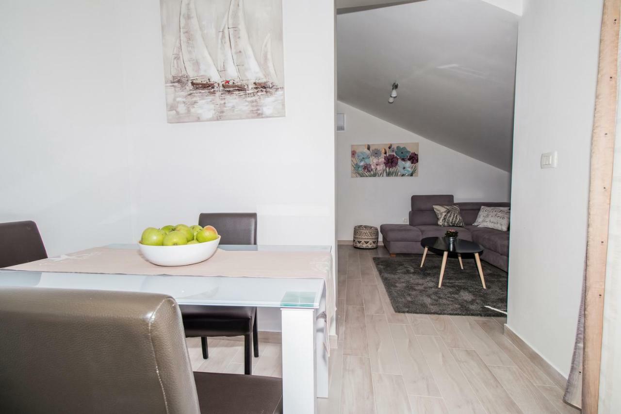 Apartment Hera With Balcony And Free Parking ซาดาร์ ภายนอก รูปภาพ